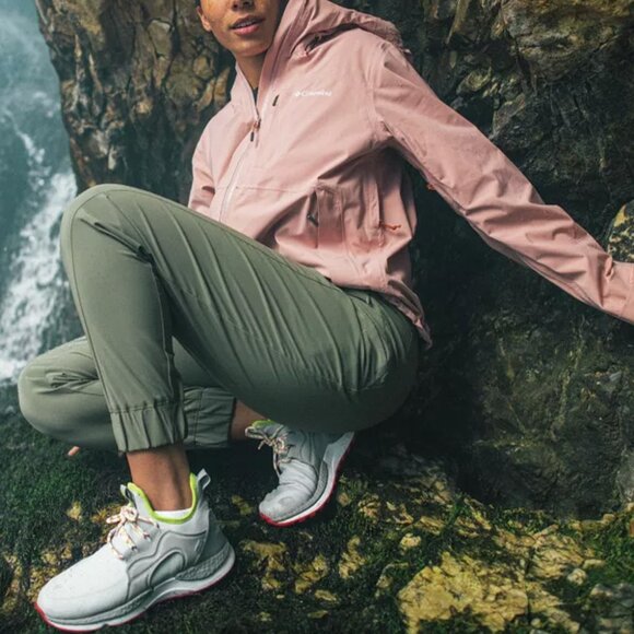 Columbia Women's Omni-Tech Ampli-Dry Shell Jacket, Faux Pink, Medium - Picture 11 of 11